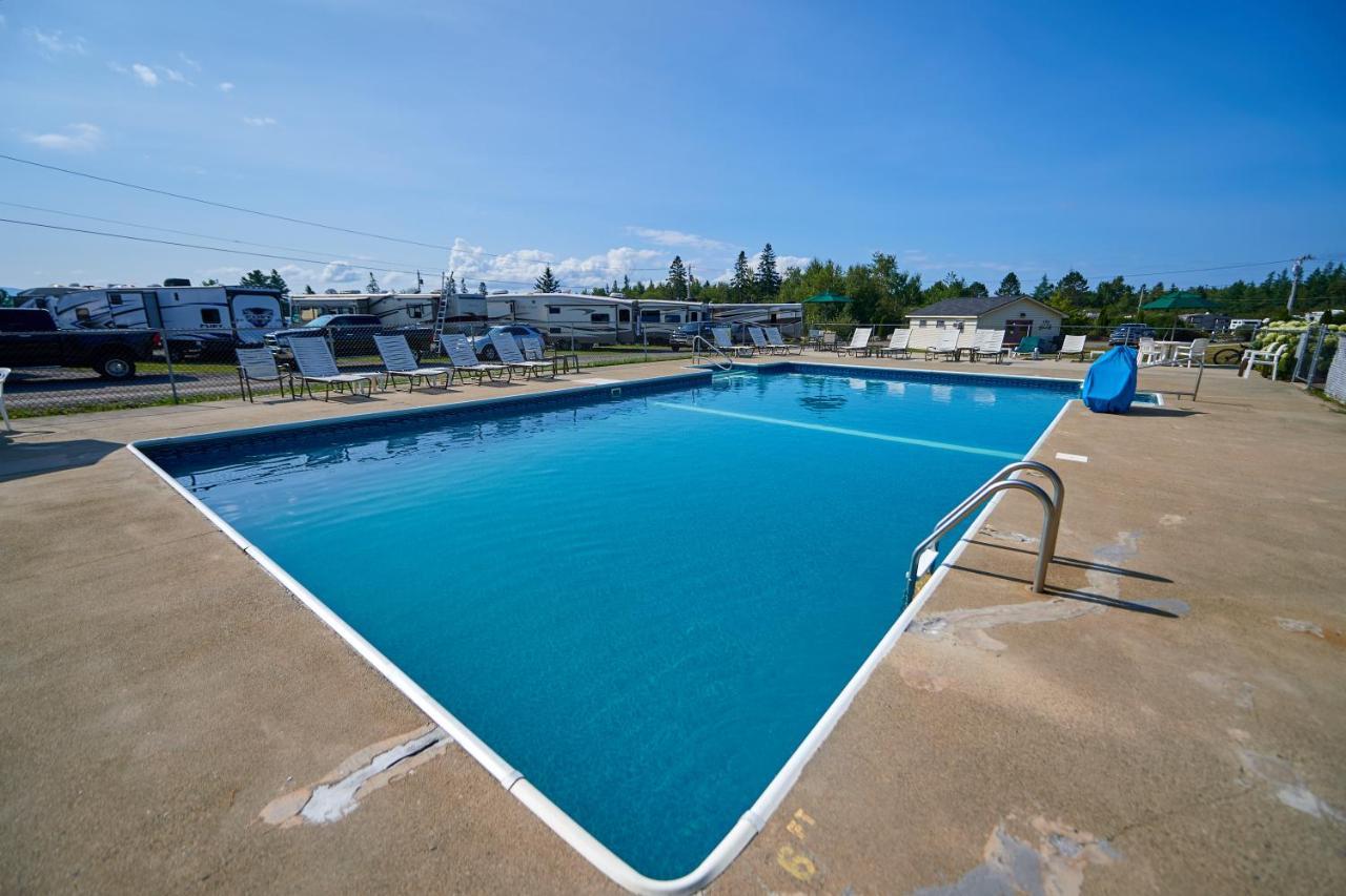 Narrows Too Camping Resort Loft Cottage 12 特伦顿 外观 照片